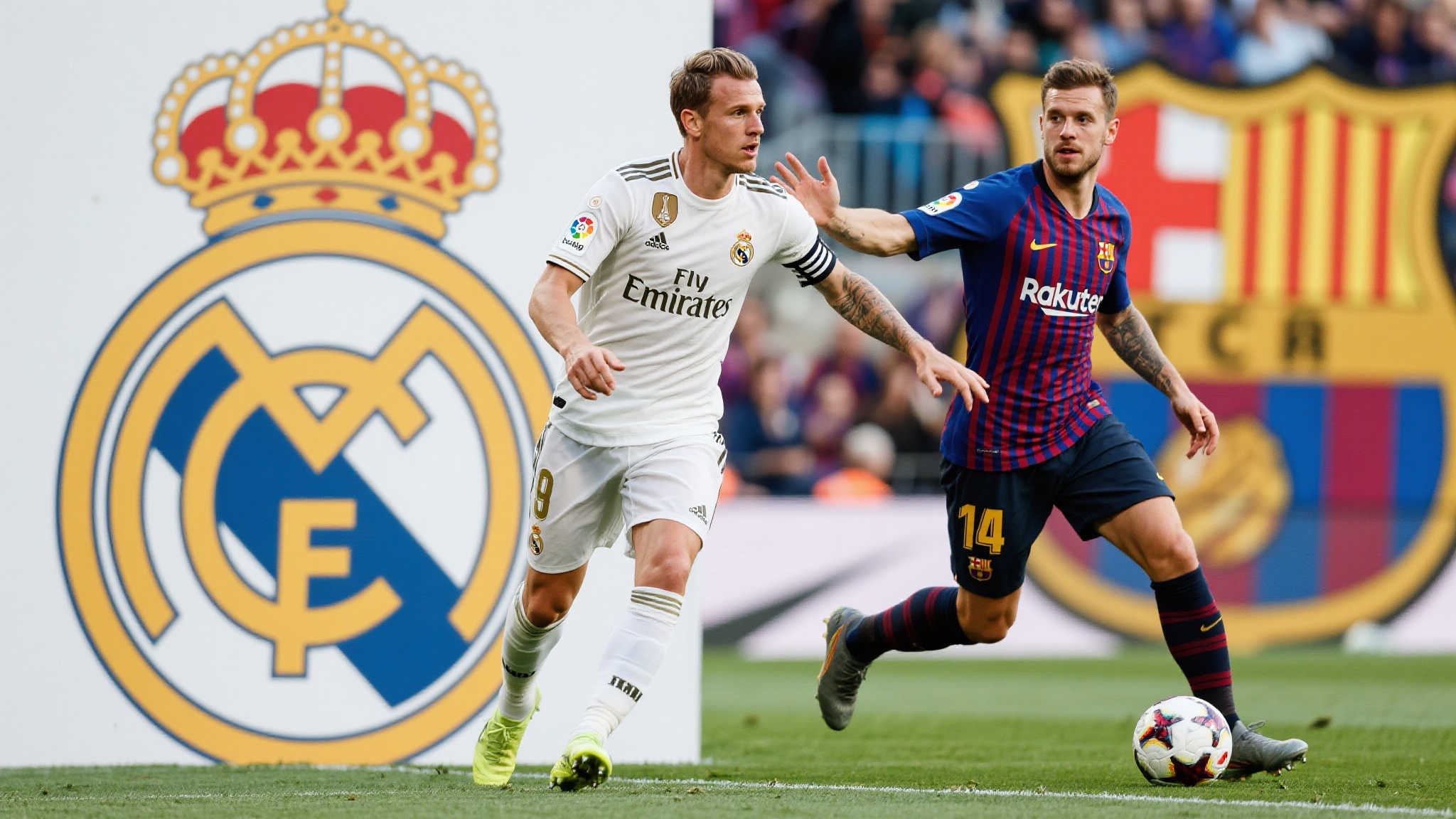 阿森纳欲抢切尔西猎物吉滕斯! 如此局面并非首次现身绿茵场。从过去到现在,“半路杀